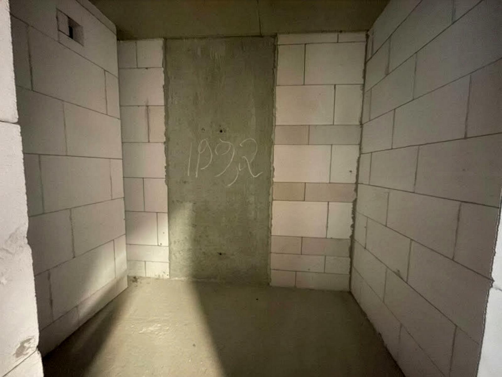1866552978640829