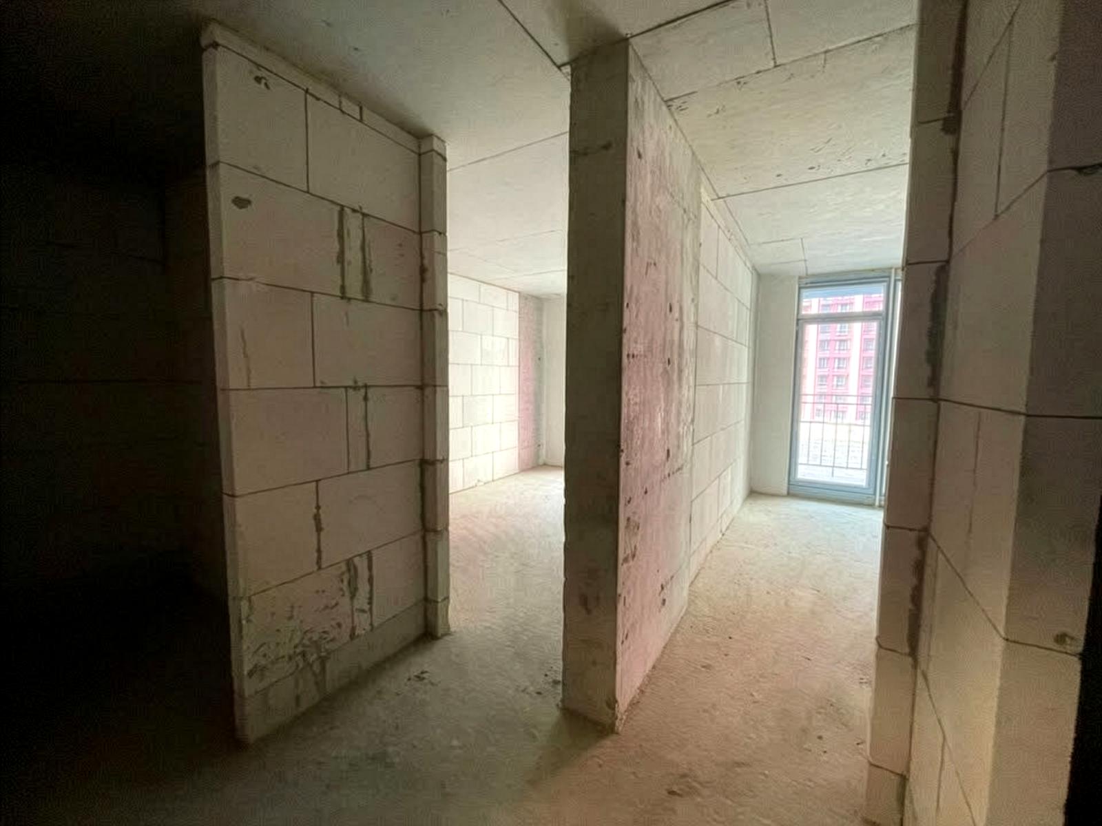 1866552978748387