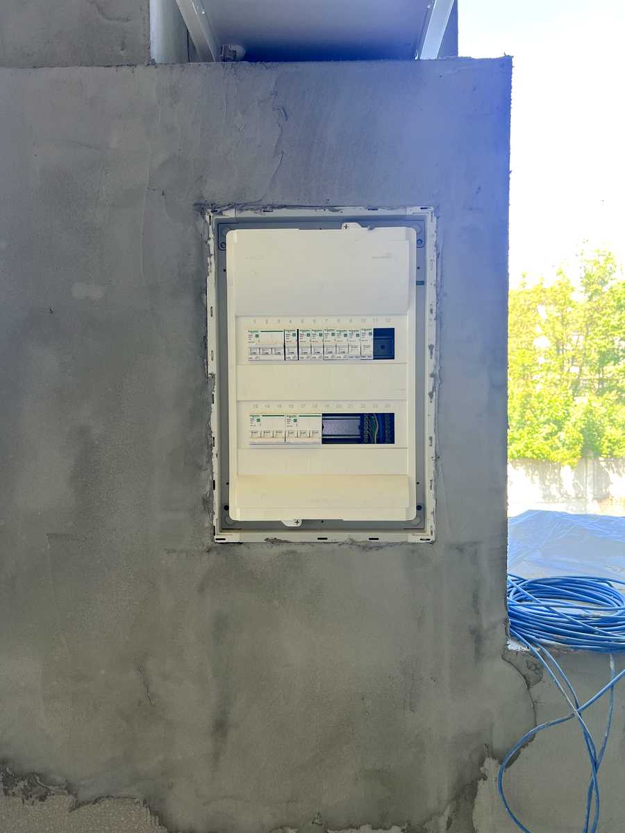1866623109123050
