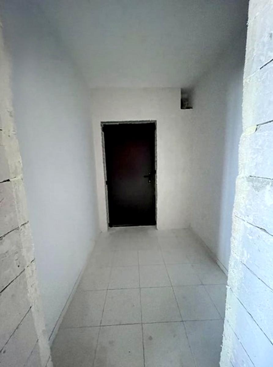 1866637137608095