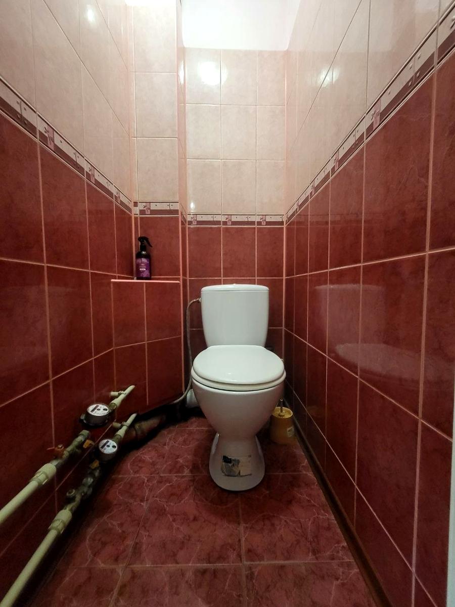 1866645536895977