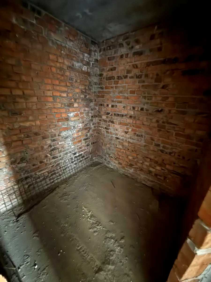 1866682231142143