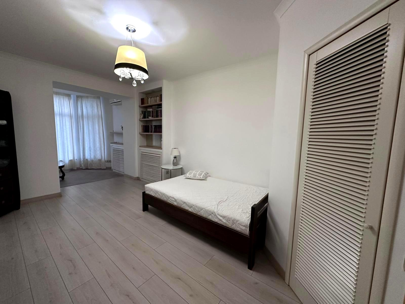 Многокомнатная квартира по адресу ул. Тенистая (площадь 157,6 м²) - imageAlt 11 Многокомнатная квартира по адресу ул. Тенистая (площадь 157,6 м²) - Atlanta.ua - imageAlt 11