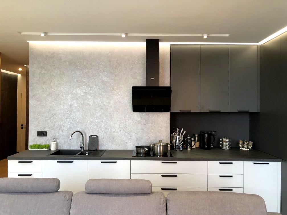 1866703182231670