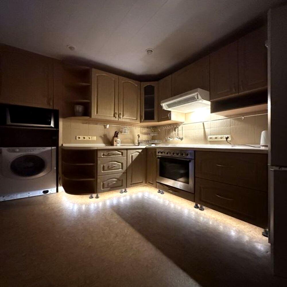 1866708275570984