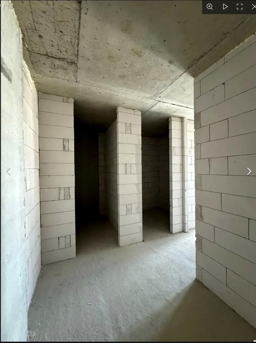 1866713614772981