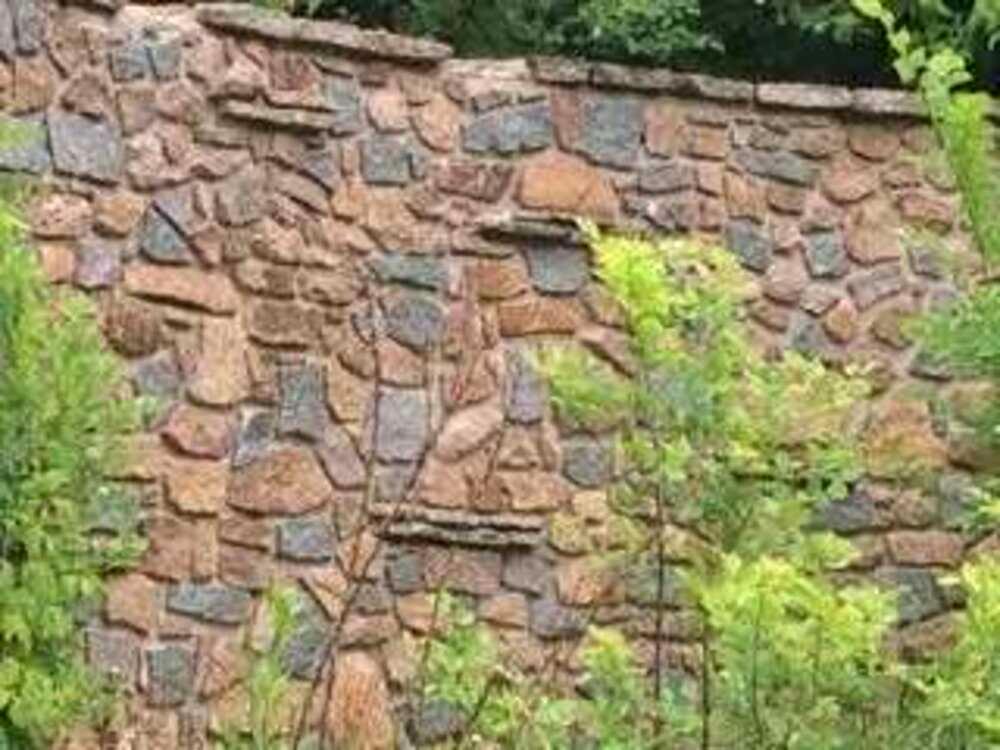 1866718265366048
