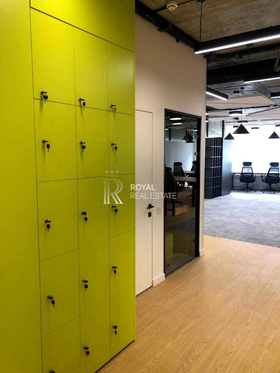 1866770287817724