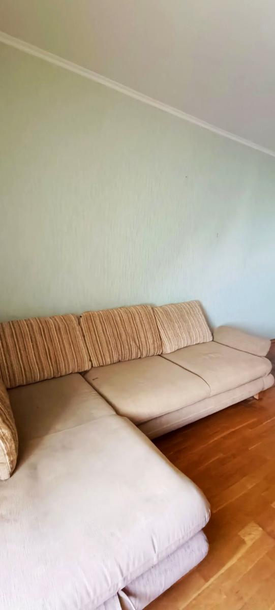 1866780450650343