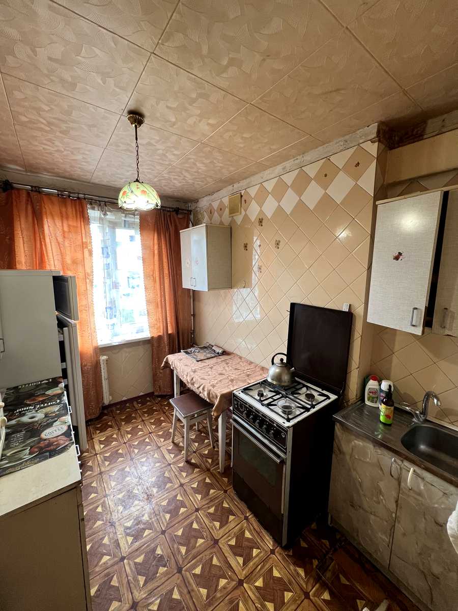 1866786155436350