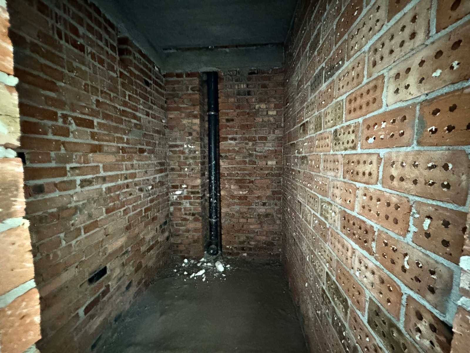 1866790125713588