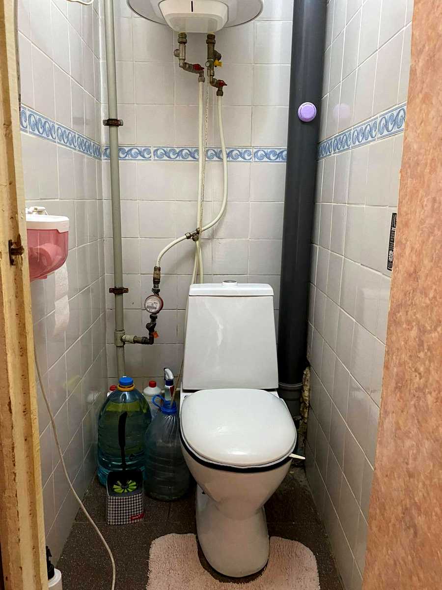 1866794425250558