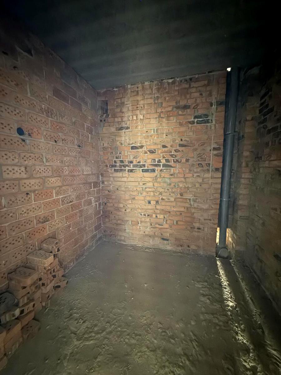 1866796078087011
