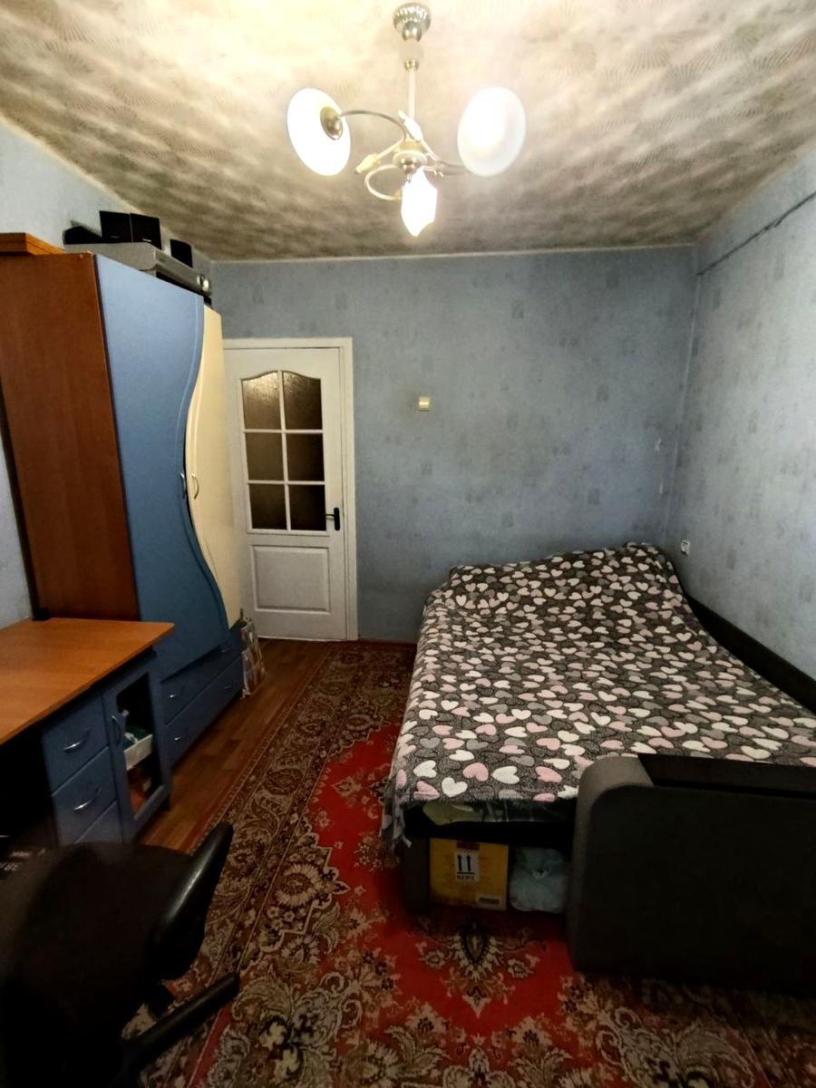 1866799977503863