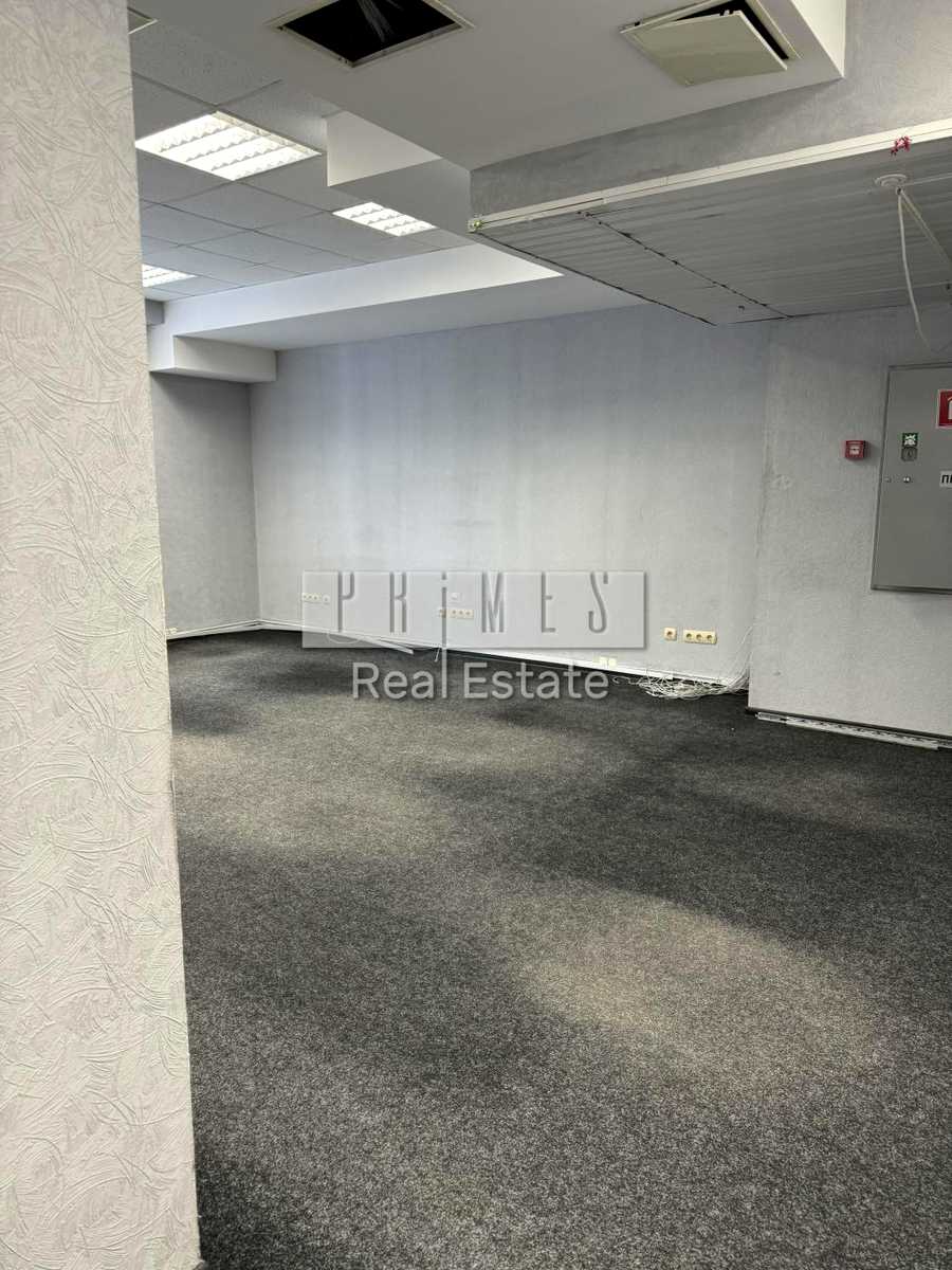 1866801465205593