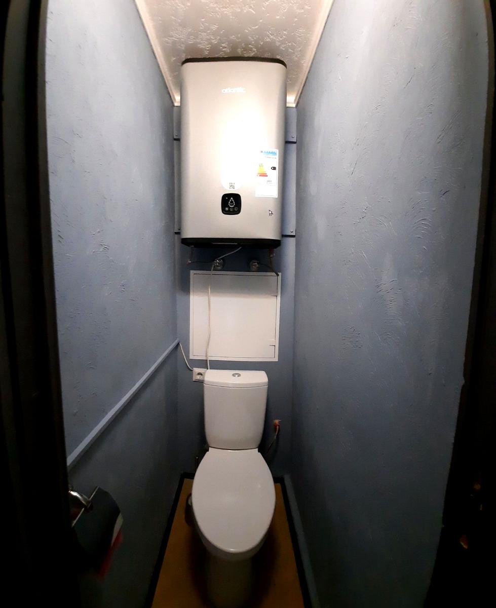 1866802717403209