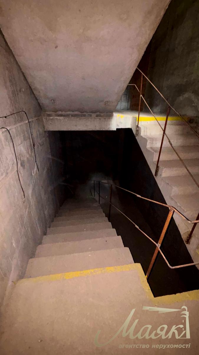 1866802866350246