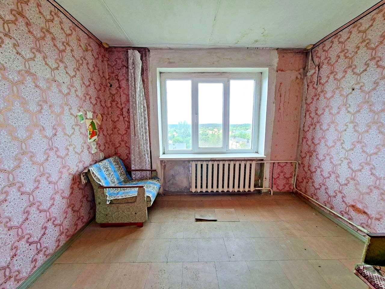 1866803943718777