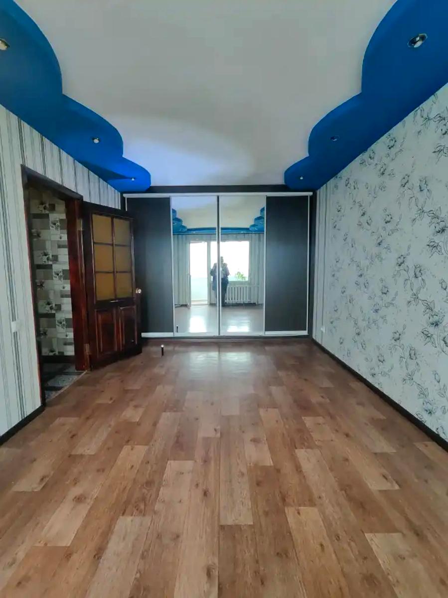 1866804054322590