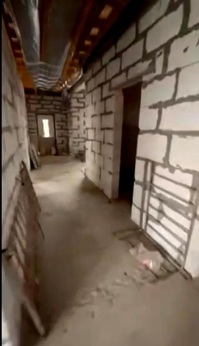 1866804124453685
