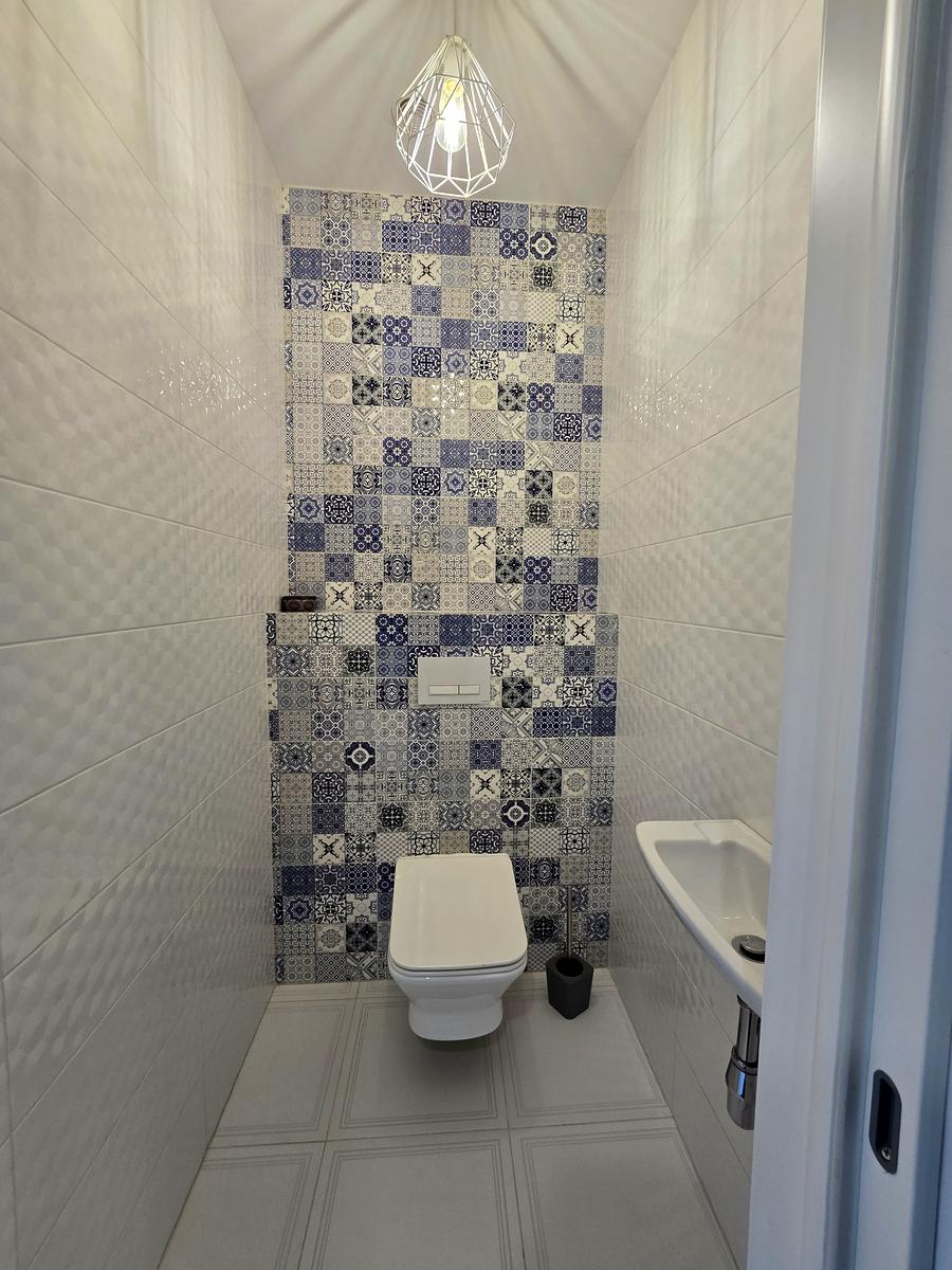 1866805400025588