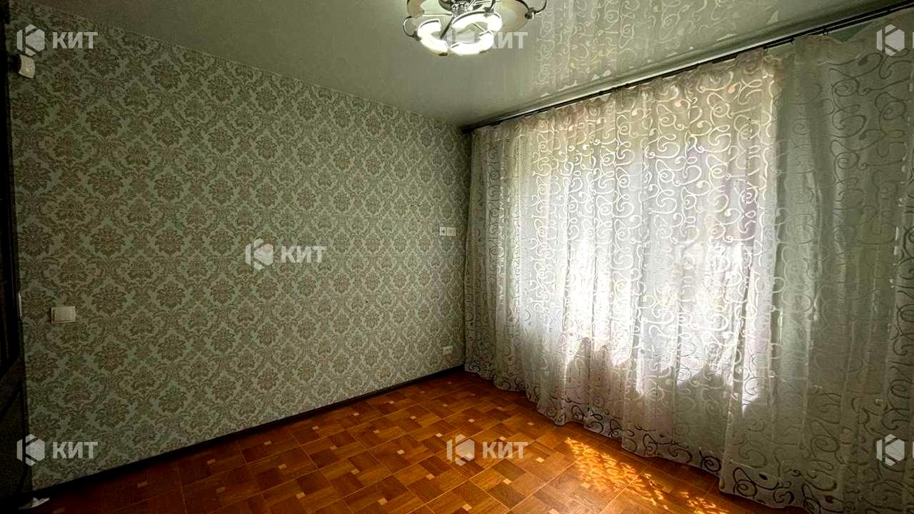 1866865566251773