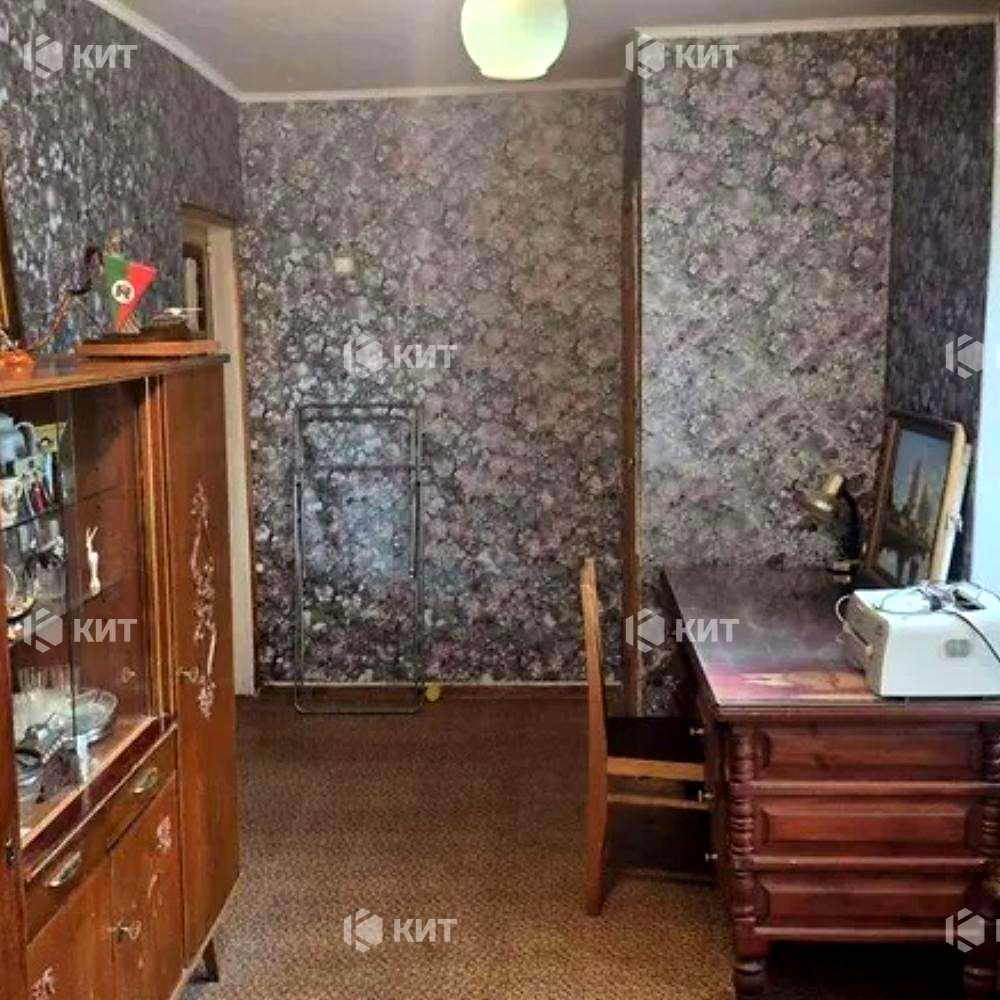 1866867121977779
