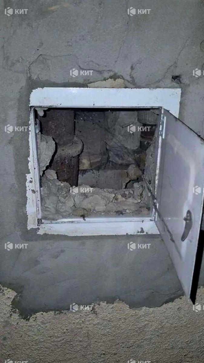 1866867122374381