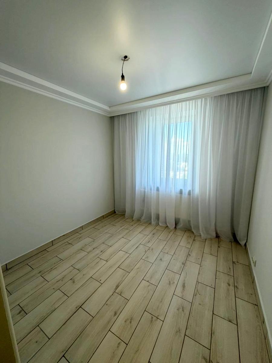 1866868061046719