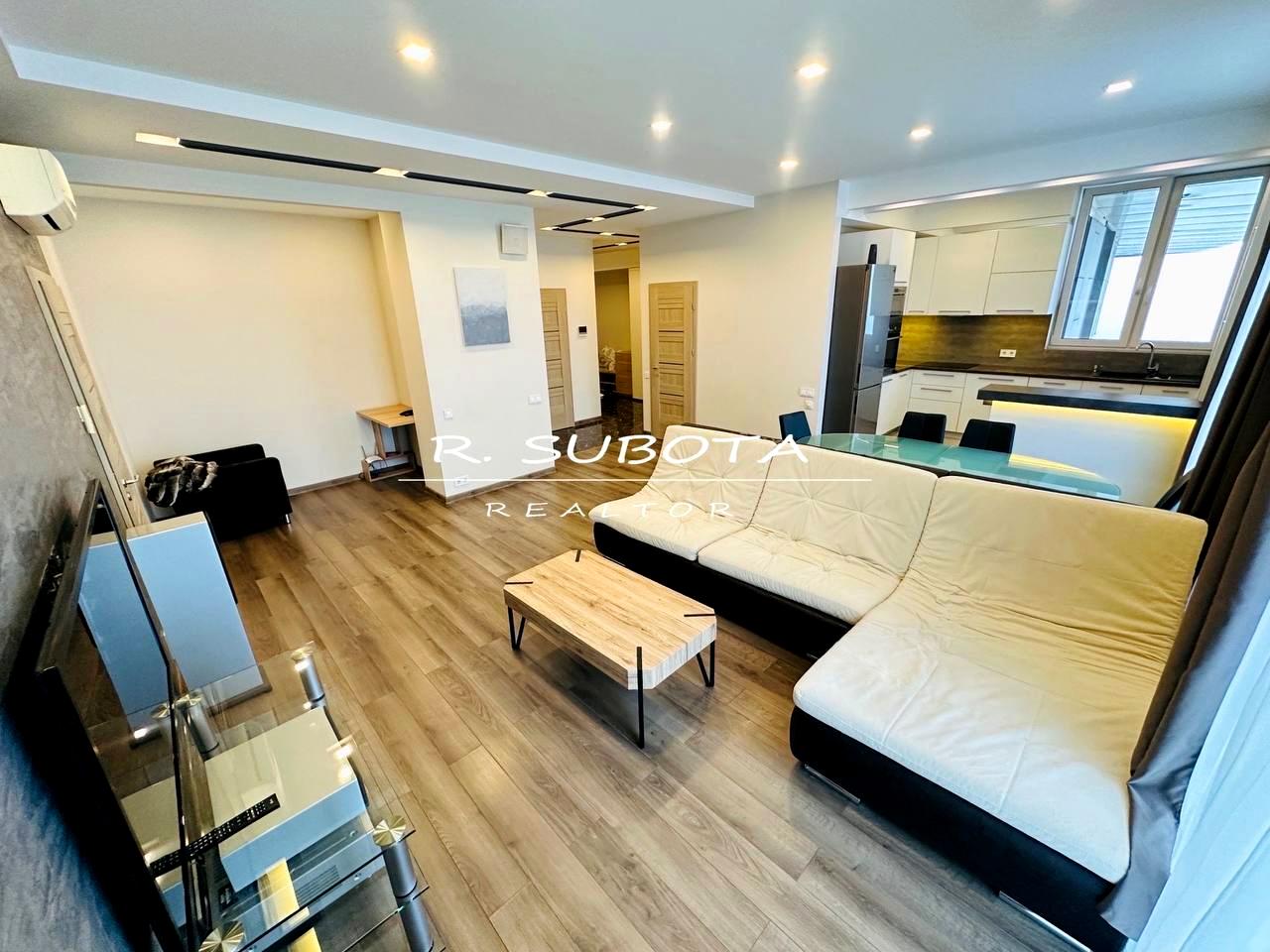 1866877129228791