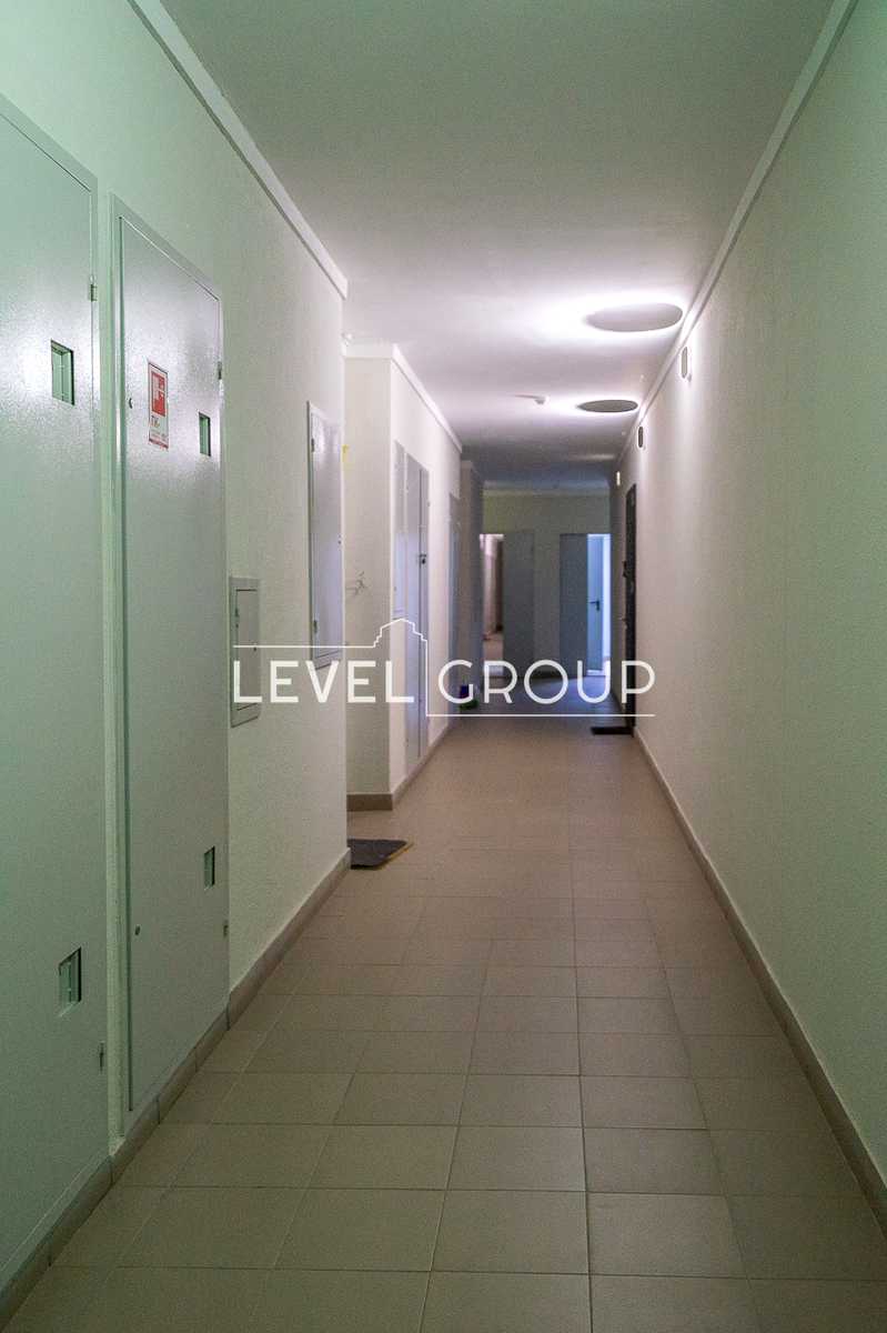 1866880369140023