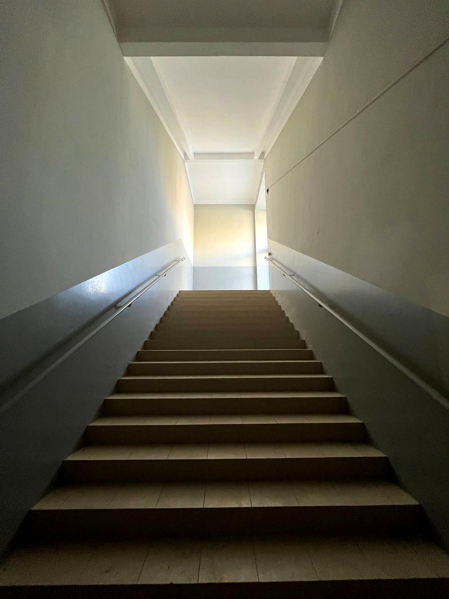 1866880796332809