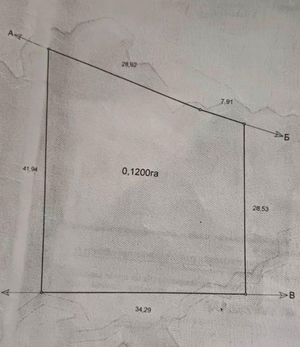 1866882657846328