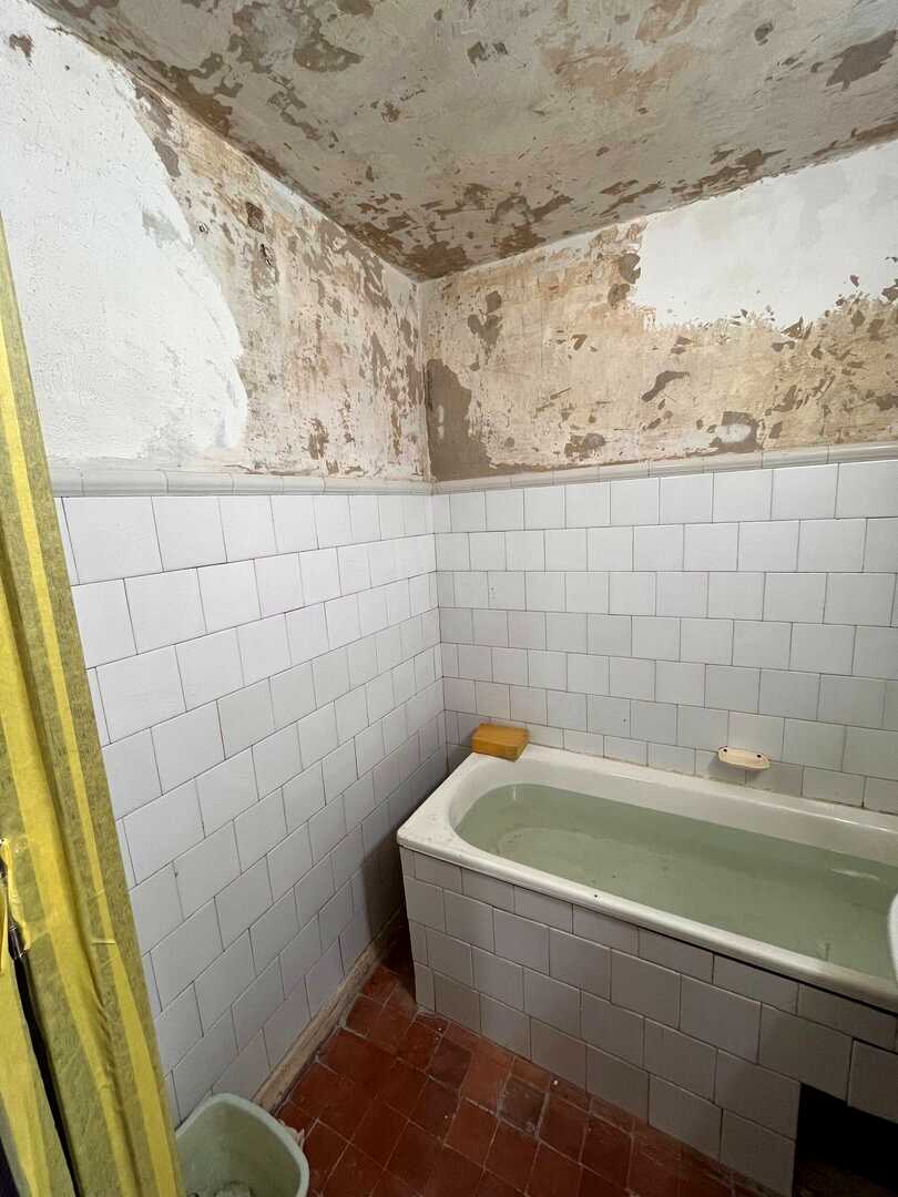 1866883443467657