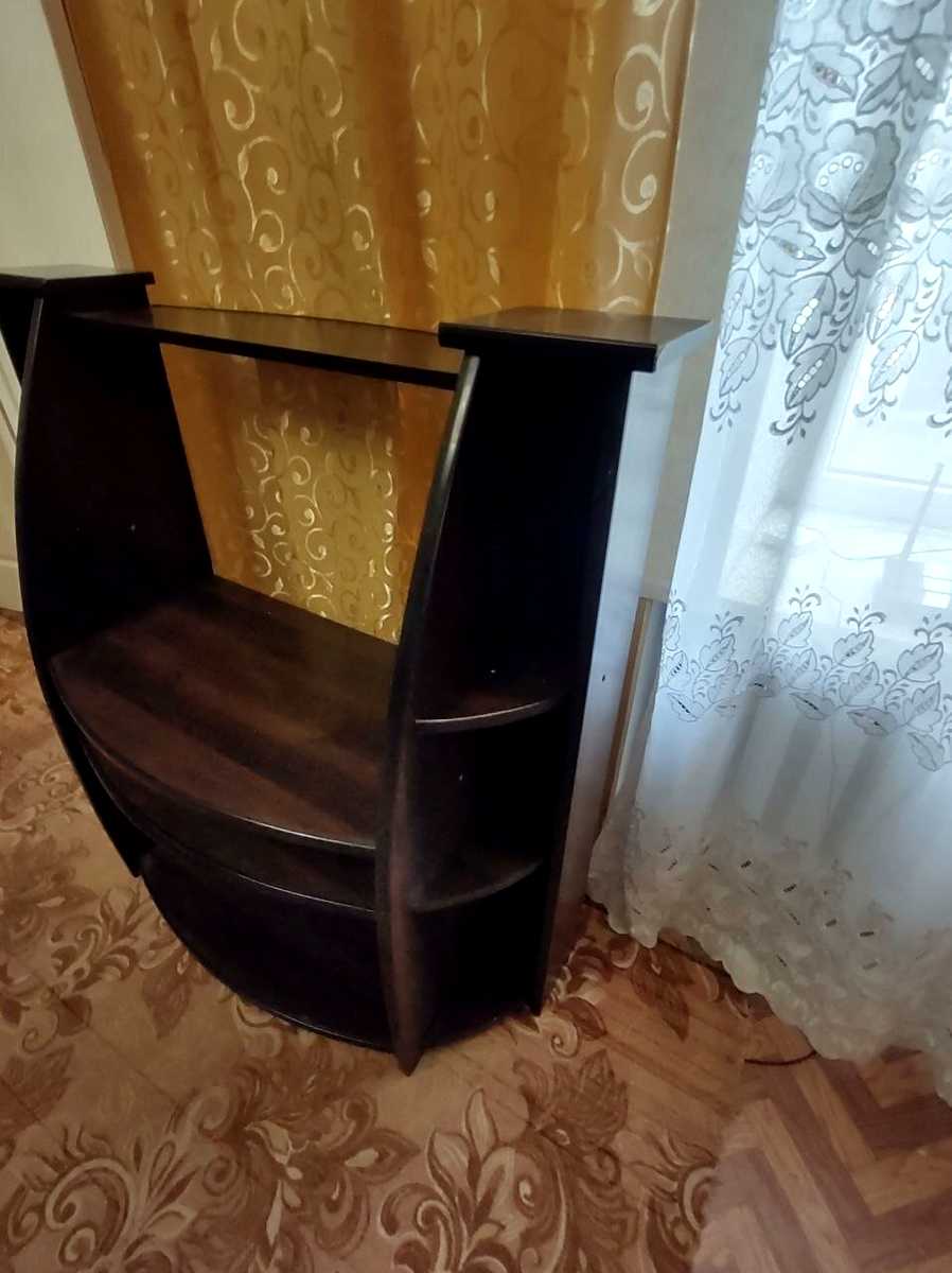 1866885544346591