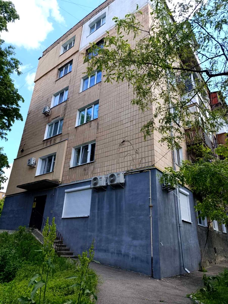 1866887554045632