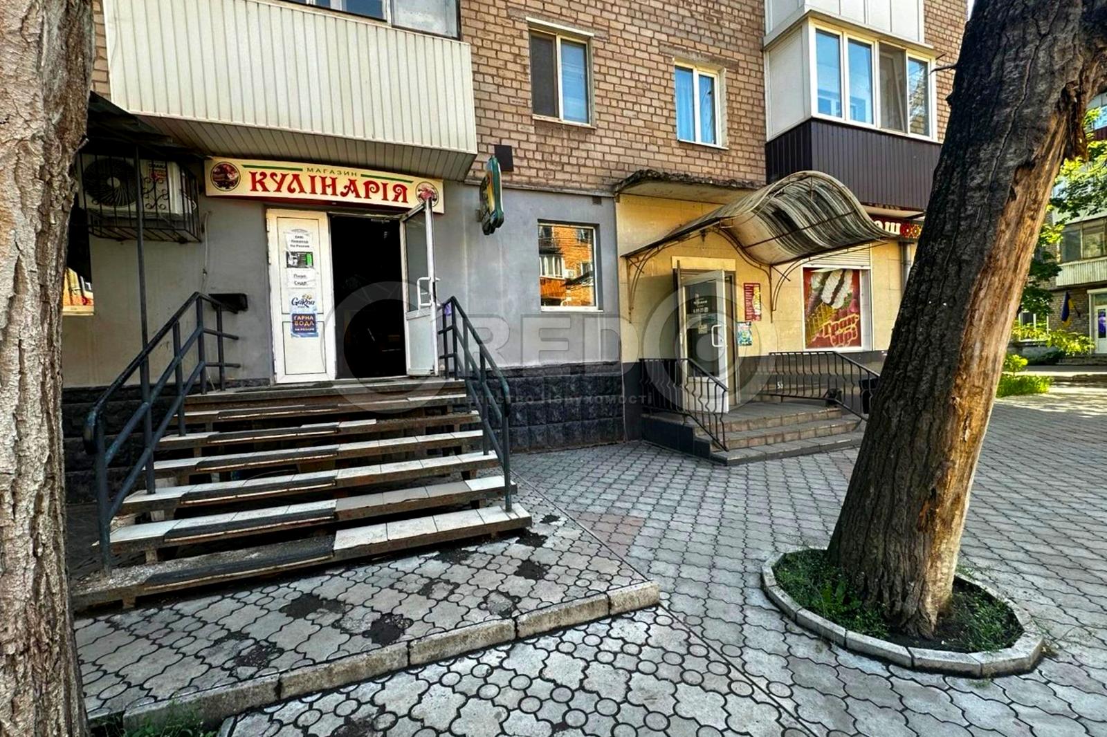 1866889430455914