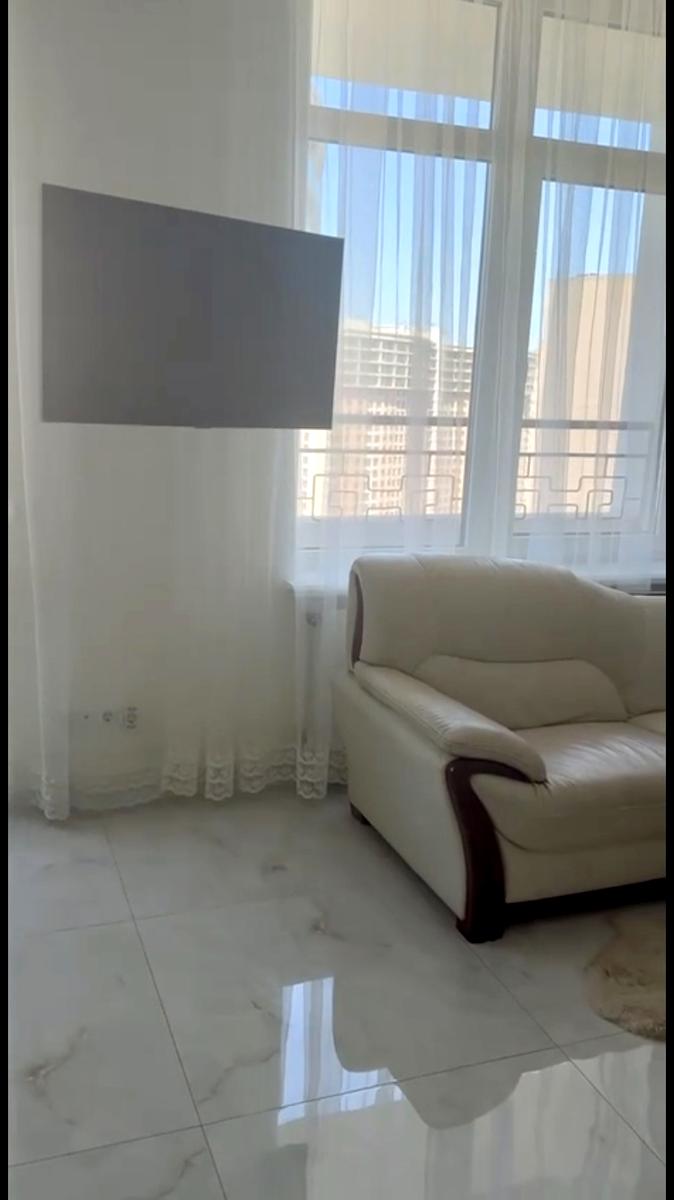 1866889591415295