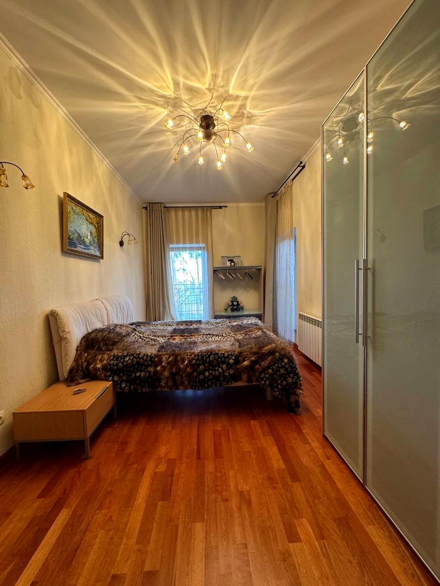 1866891431468542