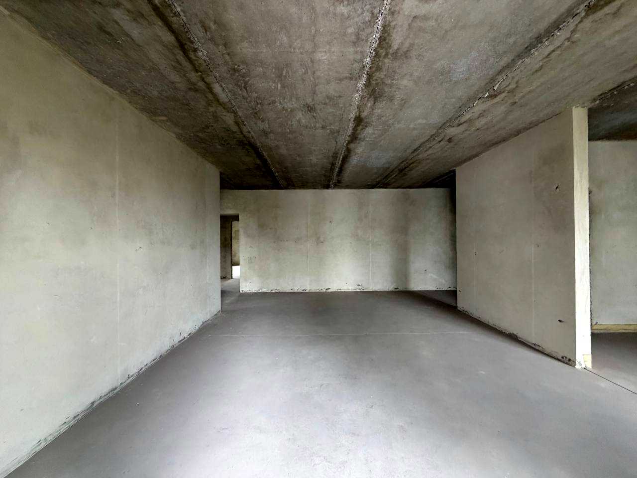 1866892834530329