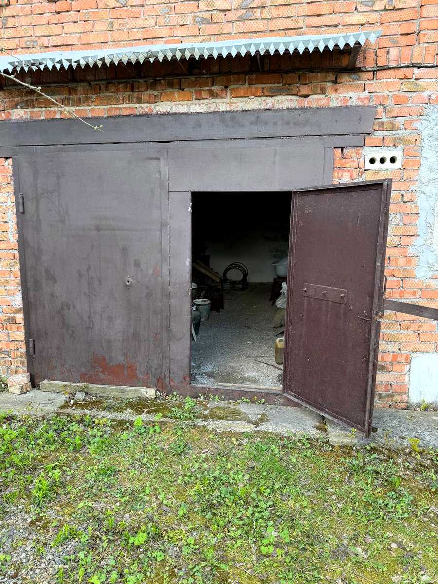 1866894187676436