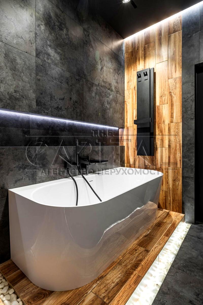 1866896314002976