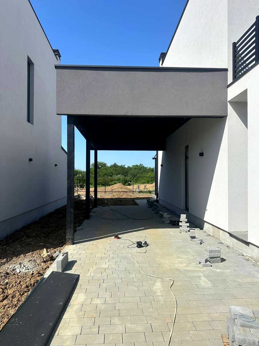 1866900284420961