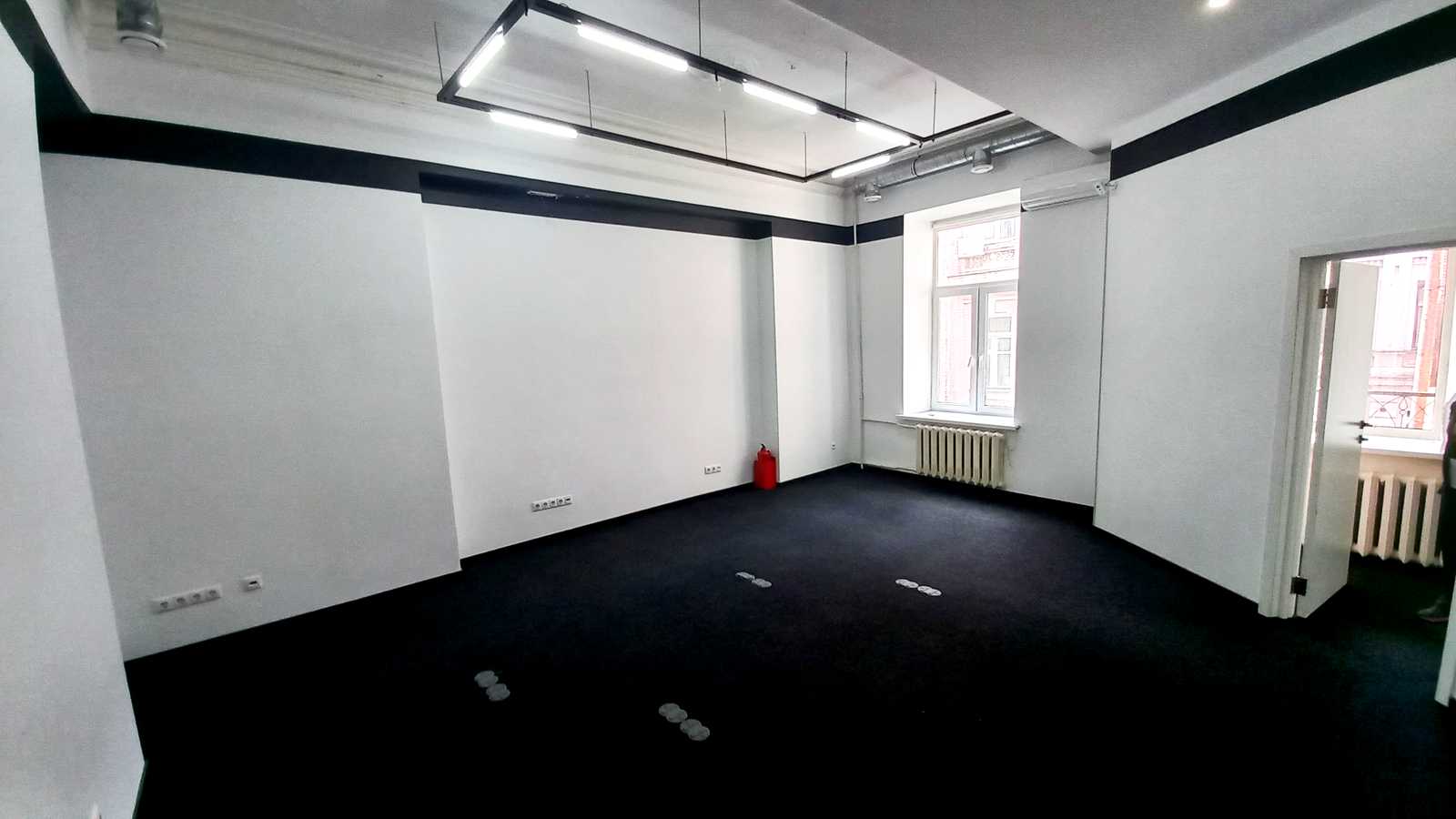 1866913665483087