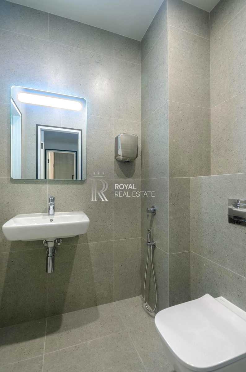 1866961406606430