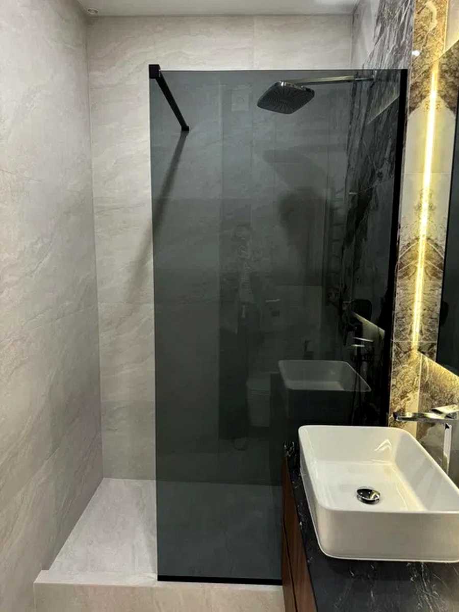 1866967377659592