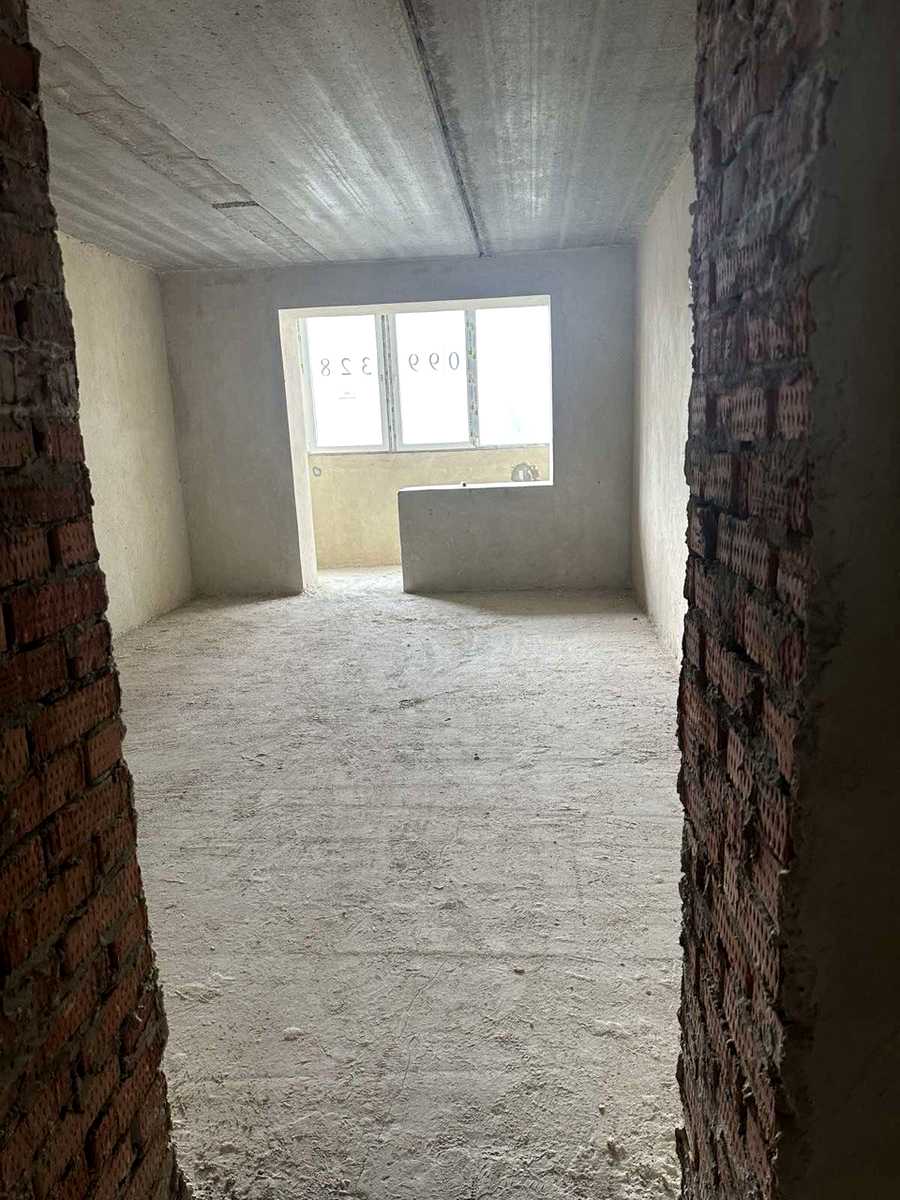 1866968990351215