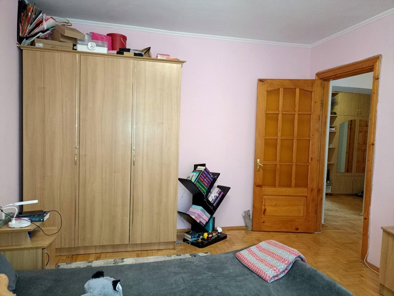 1866971063069643