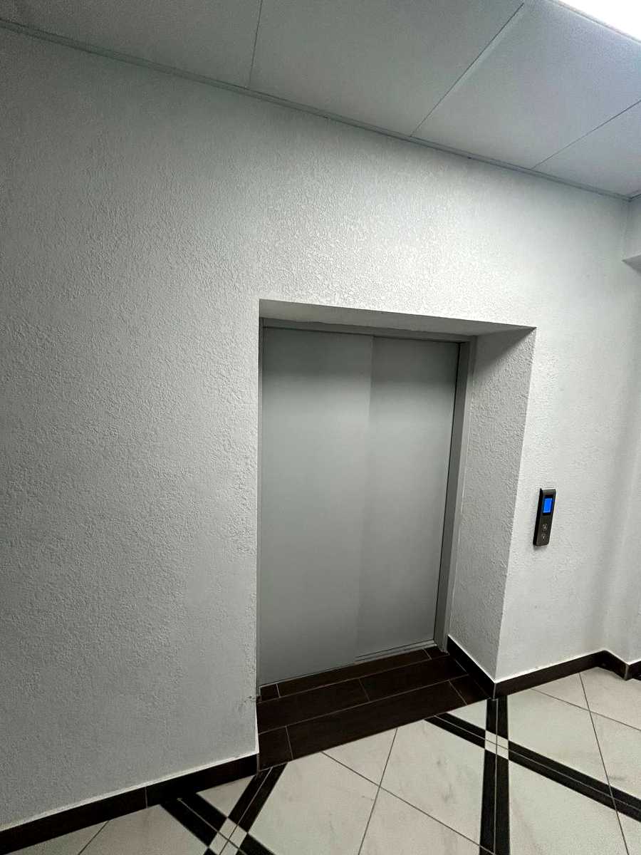 1866971576540879