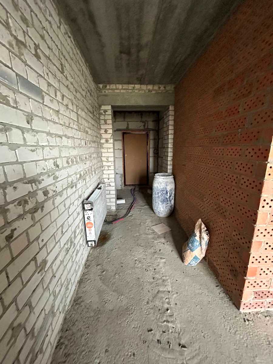 1866971578731670